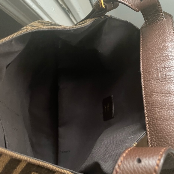 Fendi bag for sale good condition used once - Picture 4 of 5